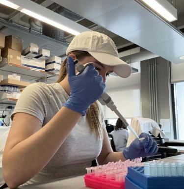 A student conducting medical research during their Brackenridge Fellowship
