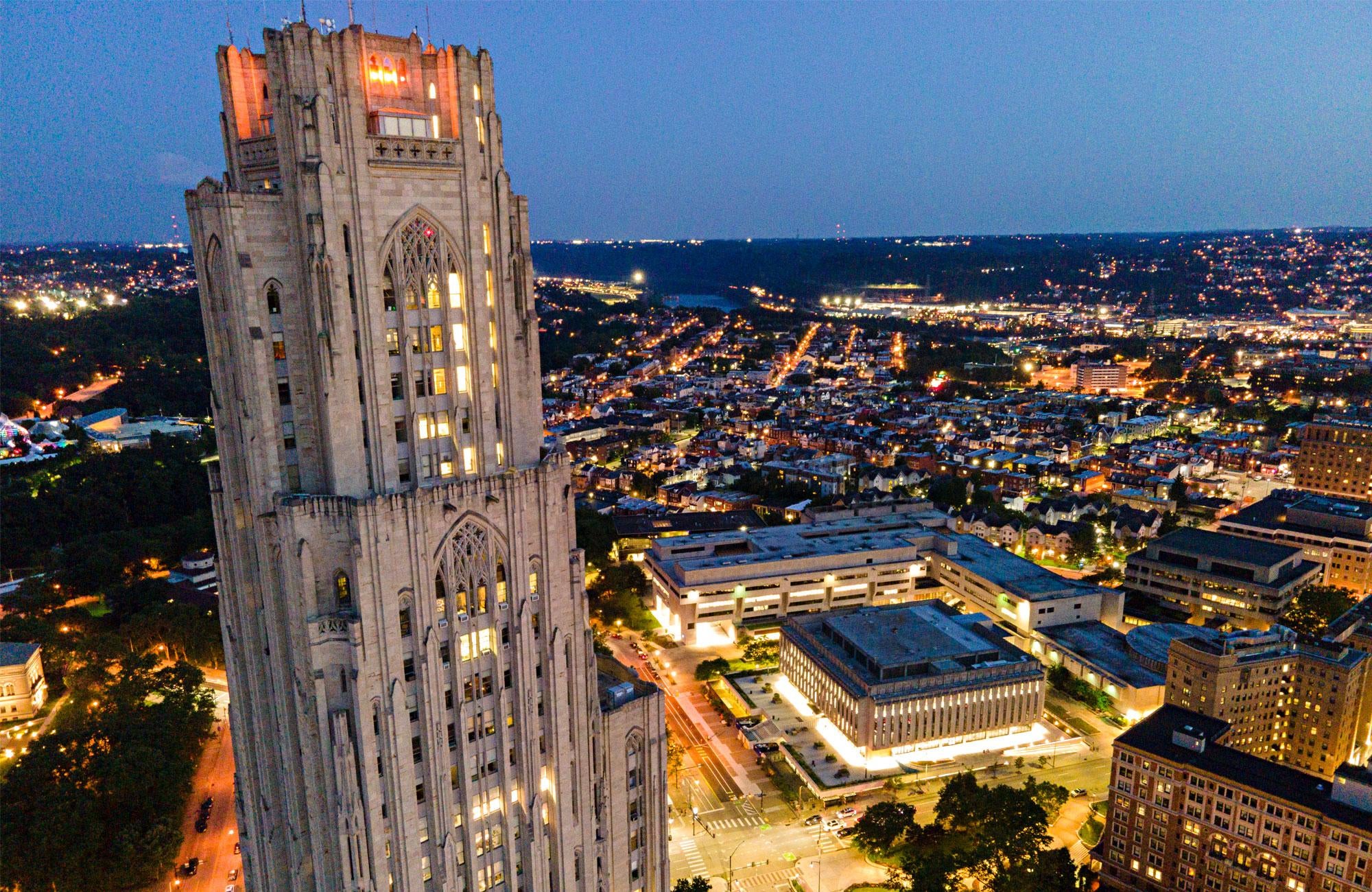 Top of the Cathedral of Learning at night